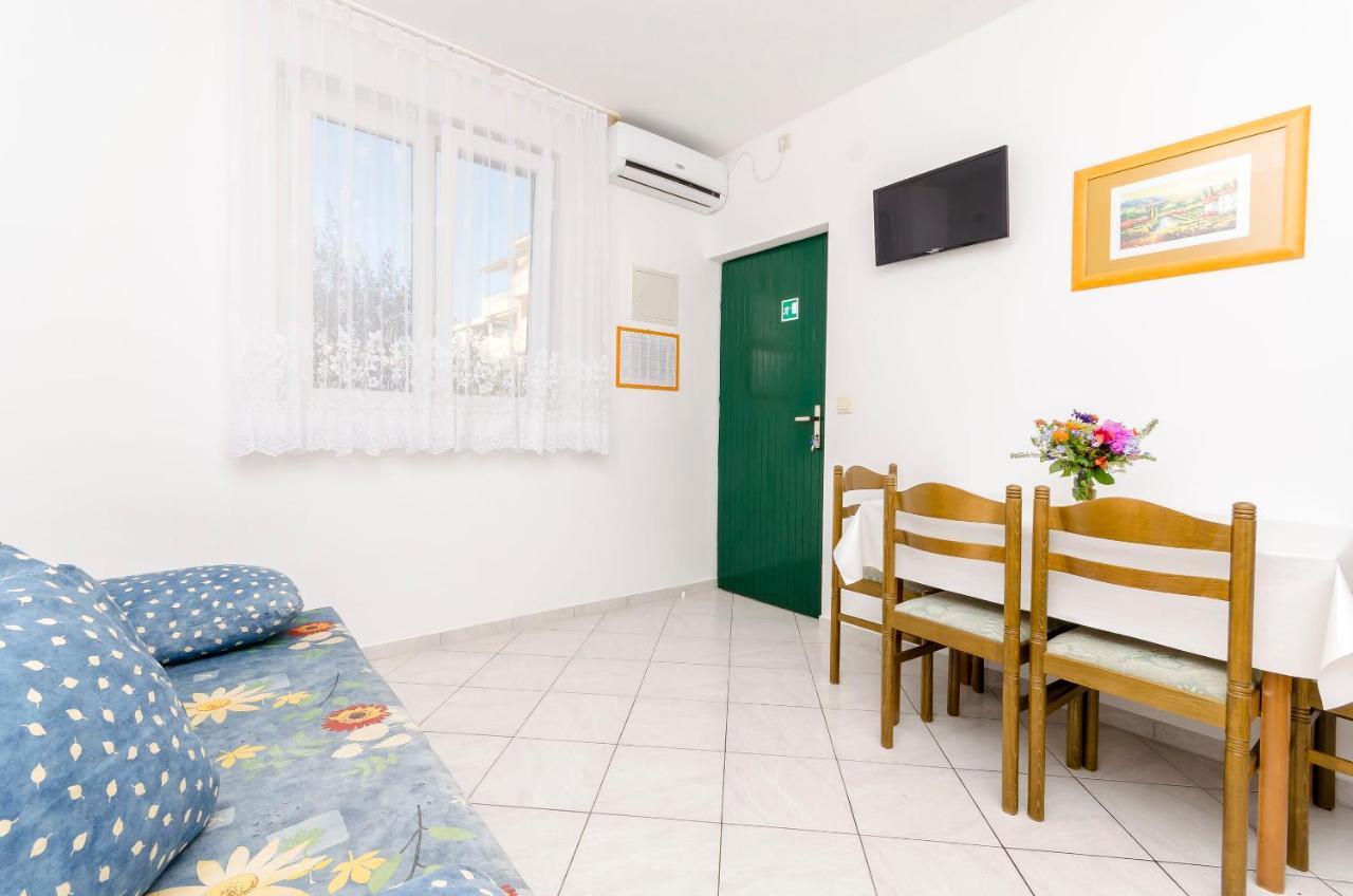 Apartments Mate Trogir Exterior foto