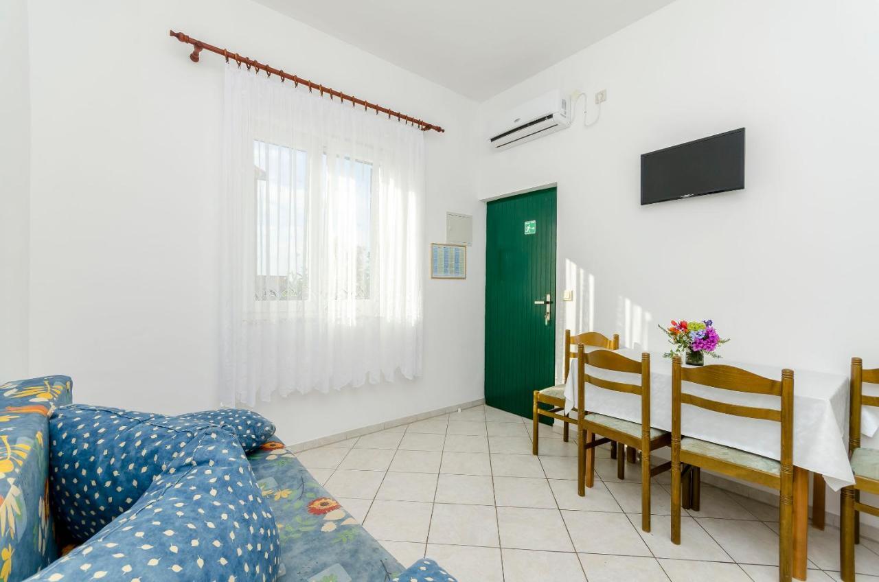 Apartments Mate Trogir Exterior foto