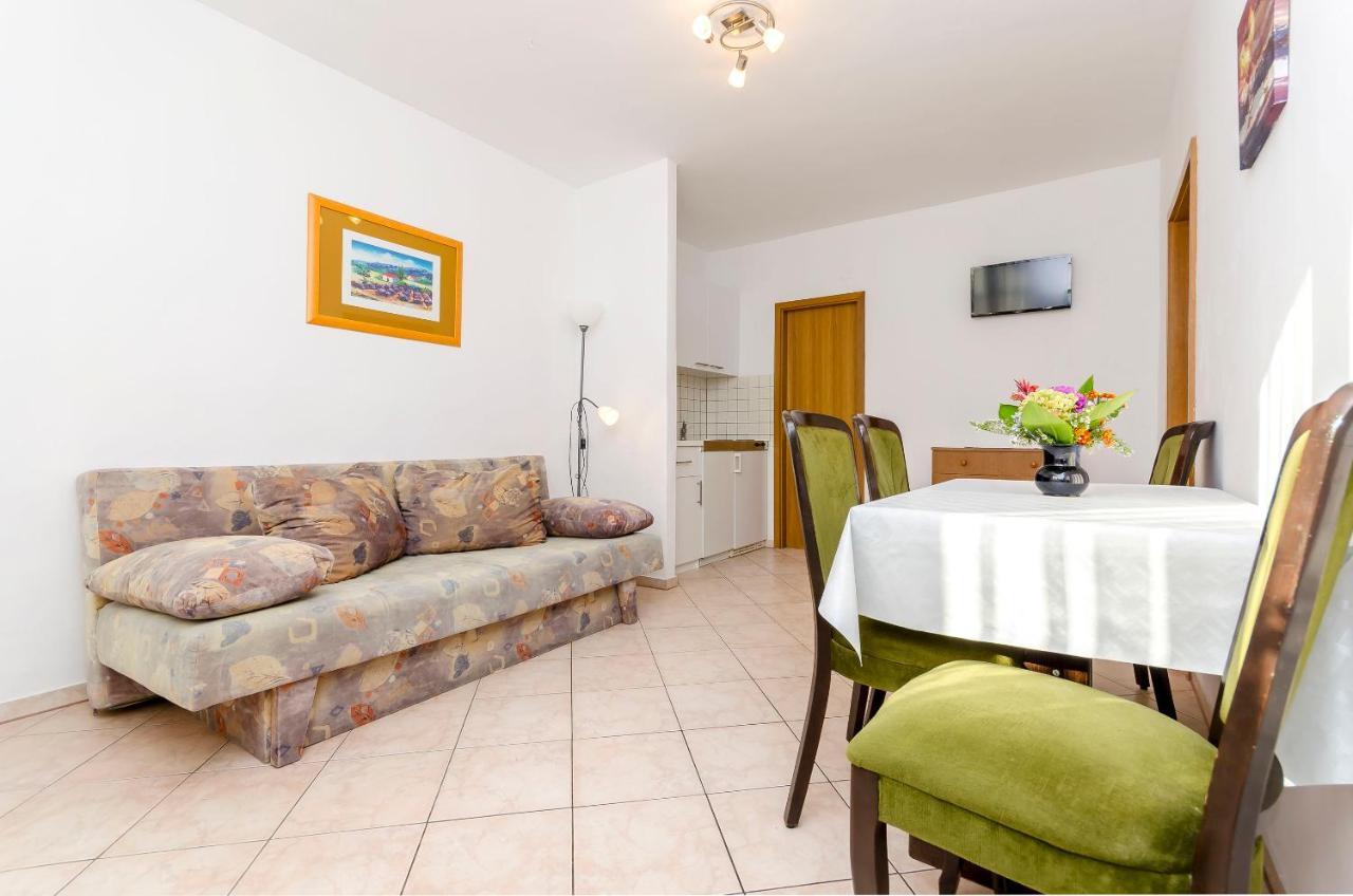 Apartments Mate Trogir Exterior foto